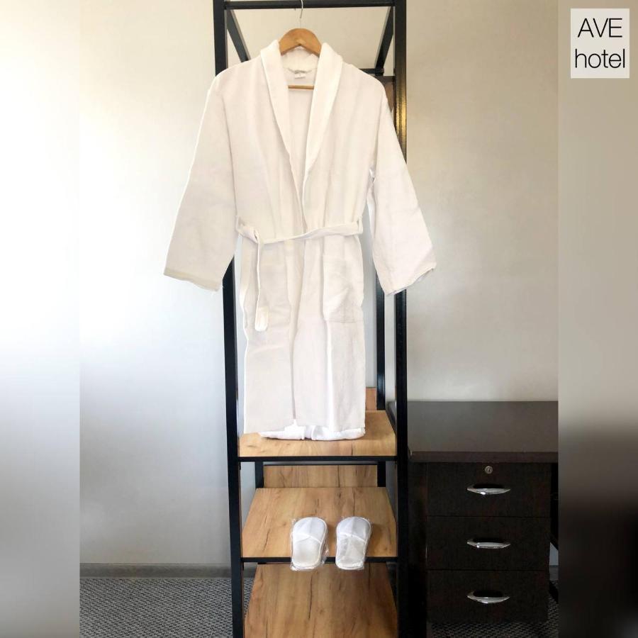 Ave Hotel Osh Bagian luar foto