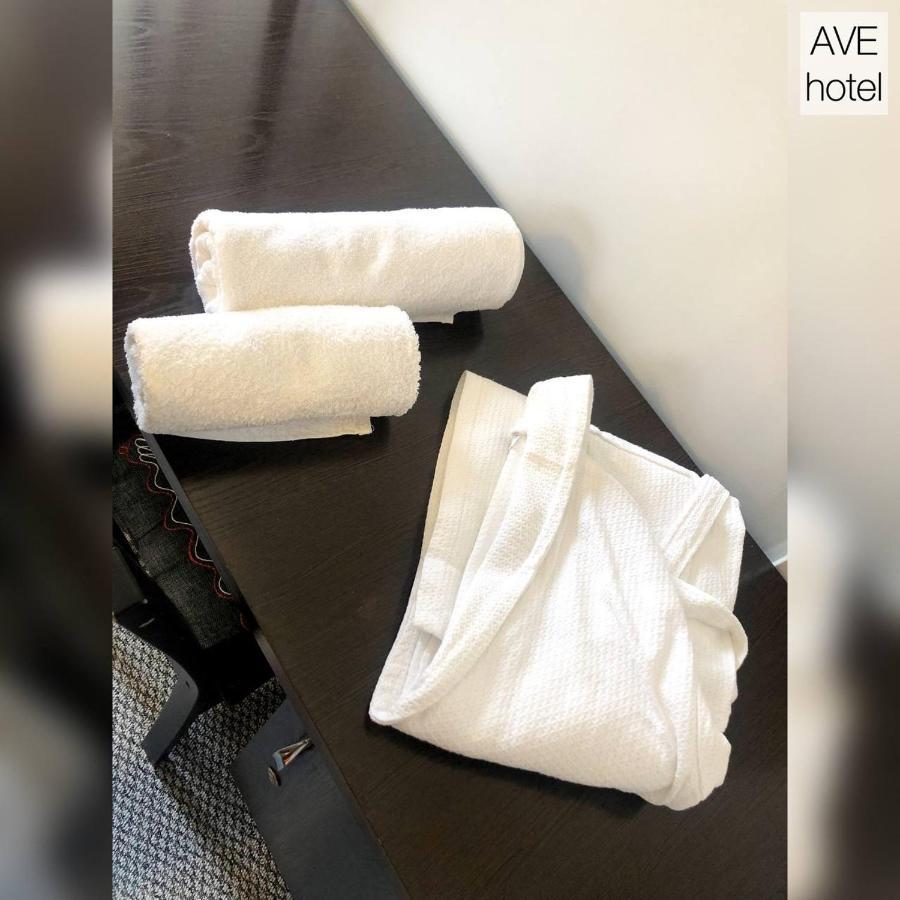 Ave Hotel Osh Bagian luar foto